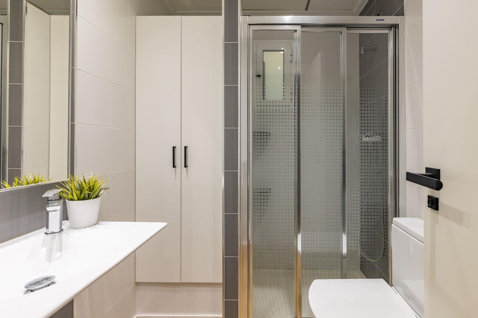 3 Zimmer Apartment zu verkaufen in Chiva mit Pool - 240.000 € (Ref: 9799510)