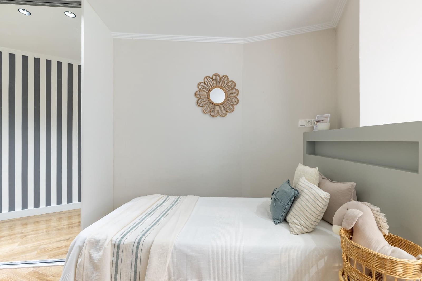 3 Zimmer Apartment zu verkaufen in Chiva mit Pool - 240.000 € (Ref: 9799510)