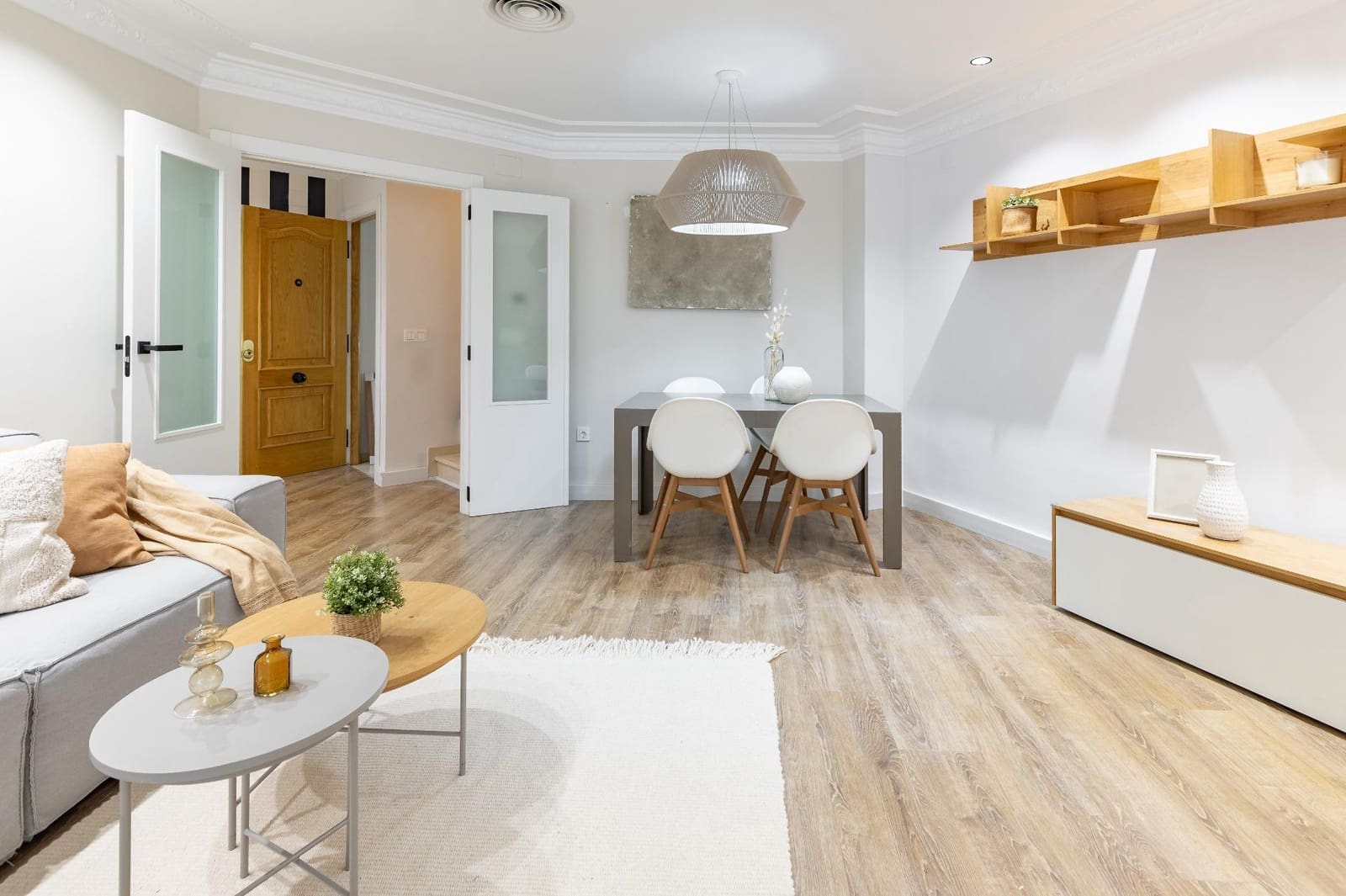 3 Zimmer Apartment zu verkaufen in Chiva mit Pool - 240.000 € (Ref: 9799510)