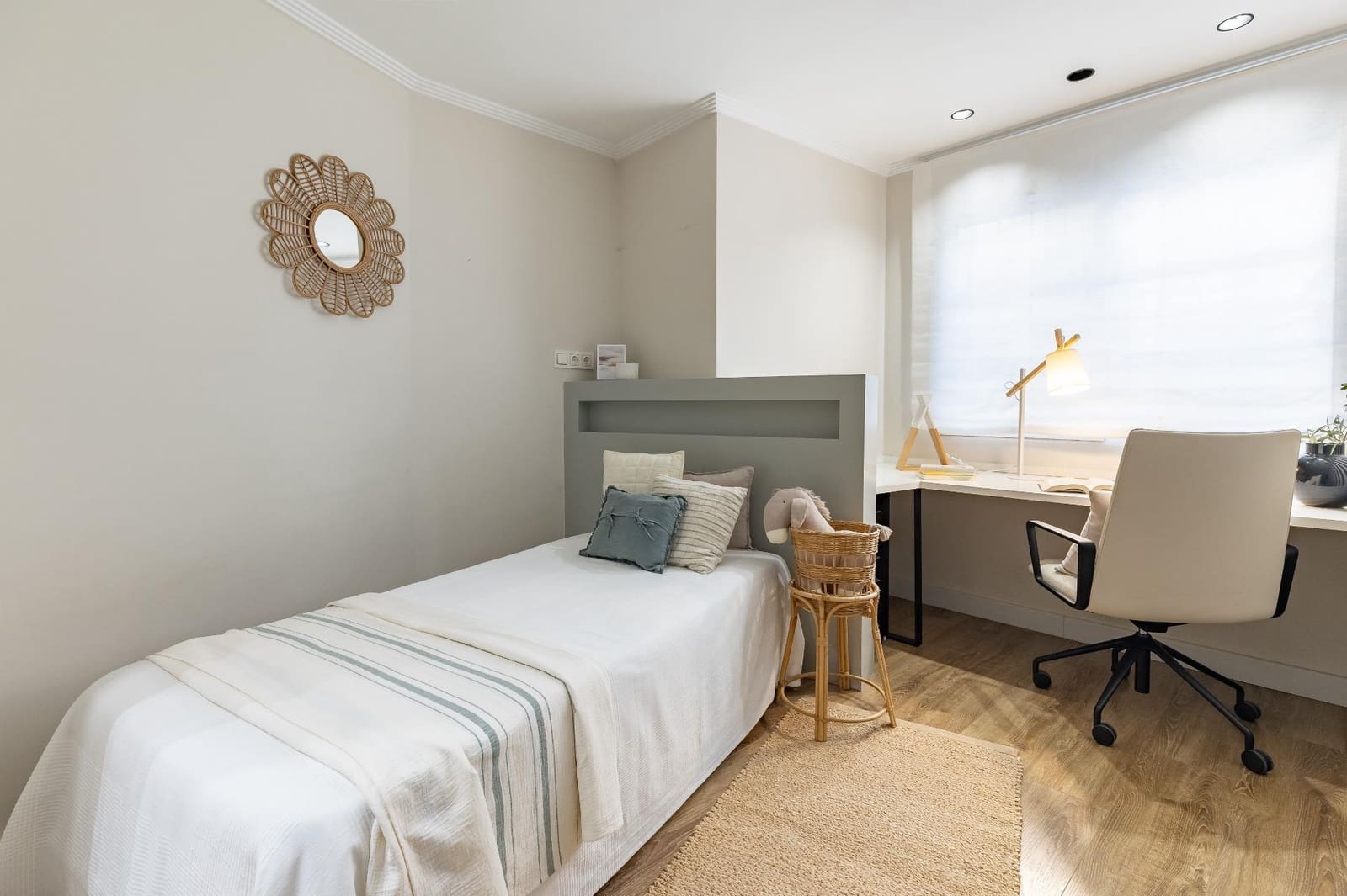 3 Zimmer Apartment zu verkaufen in Chiva mit Pool - 240.000 € (Ref: 9799510)