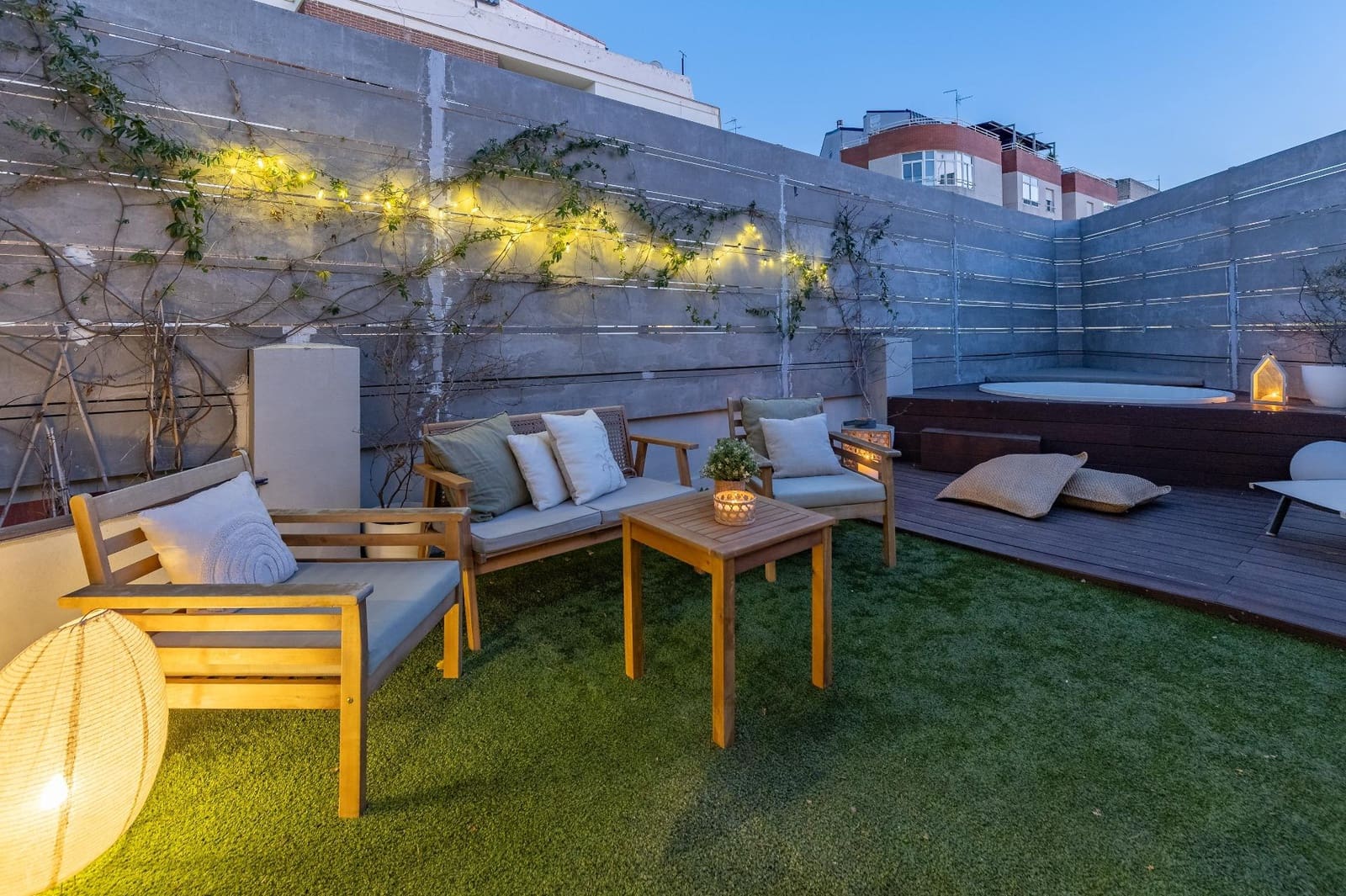 3 Zimmer Apartment zu verkaufen in Chiva mit Pool - 240.000 € (Ref: 9799510)