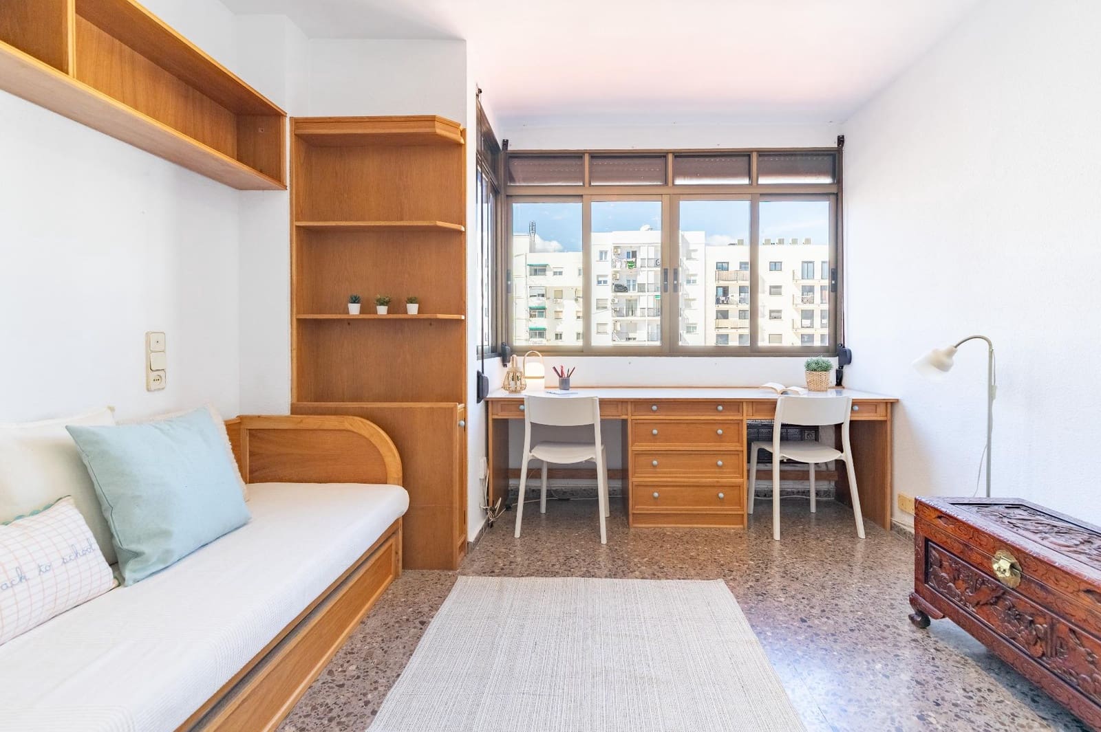 3 slaapkamer Flat te huur in Valencia stad - € 1.550 (Ref: 9804596)