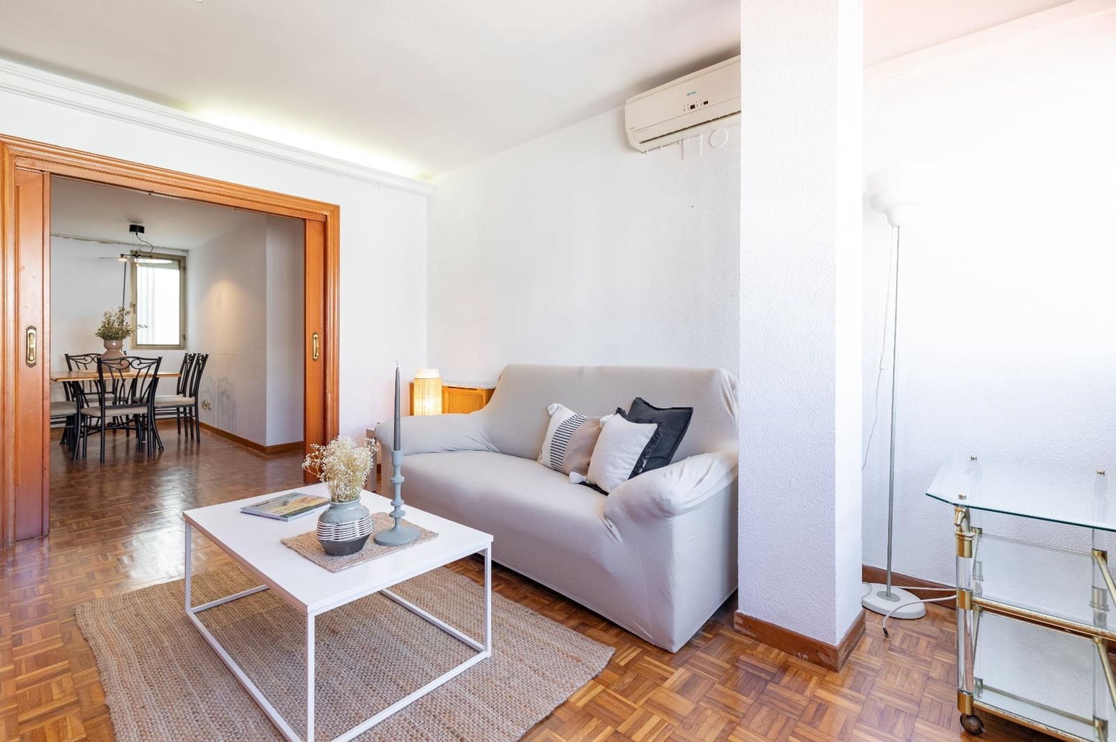 3 slaapkamer Flat te huur in Valencia stad - € 1.550 (Ref: 9804596)