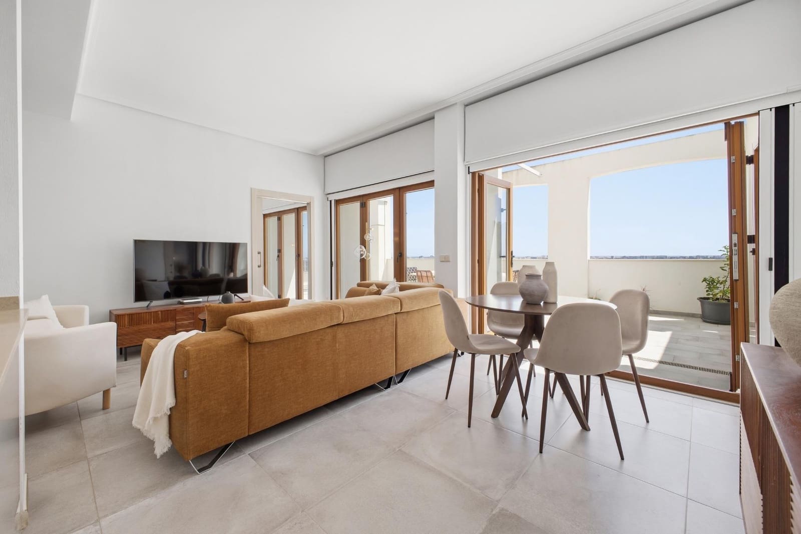 2 bedroom Penthouse for sale in Xeresa with pool garage - € 260,000 (Ref: 9812351)
