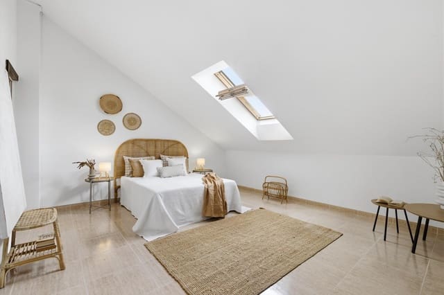 3 chambre Penthouse à vendre à Benimamet, Valence ville - 298 000 € (Ref: 9812352)