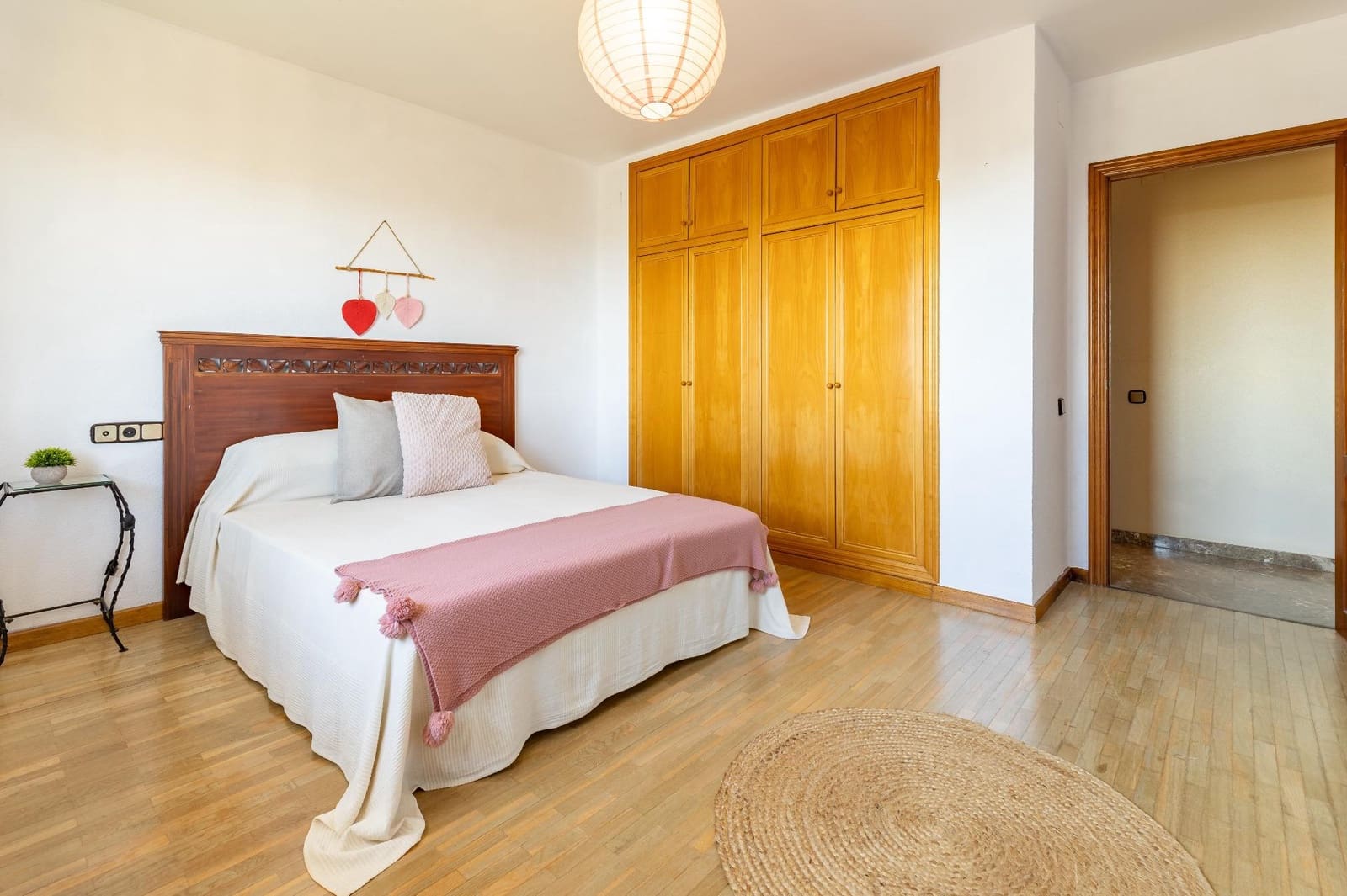 Chalet de 6 habitaciones en Chiva en venta con piscina garaje - 450.000 € (Ref: 9812354)
