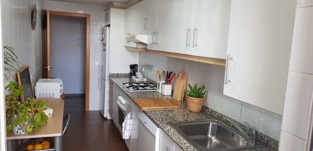 3 makuuhuone Asunto vuokrattavana paikassa Paterna mukana 
autotalli - 800 € (Ref: 9812355)