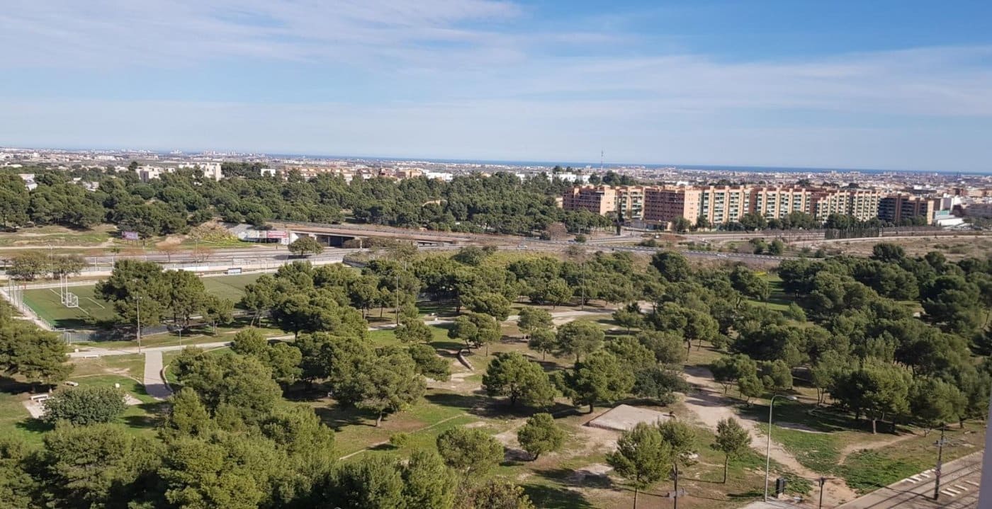 3 makuuhuone Asunto vuokrattavana paikassa Paterna mukana 
autotalli - 800 € (Ref: 9812355)
