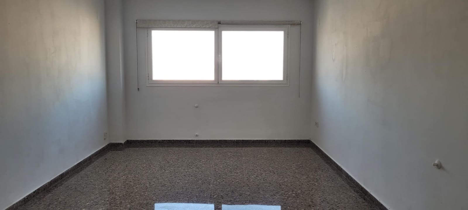 3 makuuhuone Asunto vuokrattavana paikassa Paterna mukana 
autotalli - 800 € (Ref: 9812355)