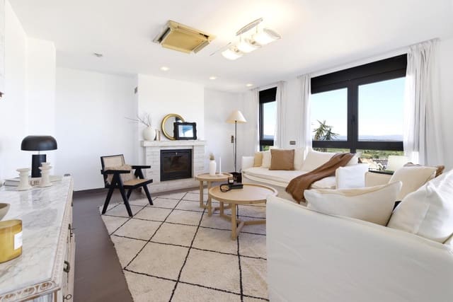 6 slaapkamer Villa te koop in Chiva met zwembad garage - € 600.000 (Ref: 9825070)