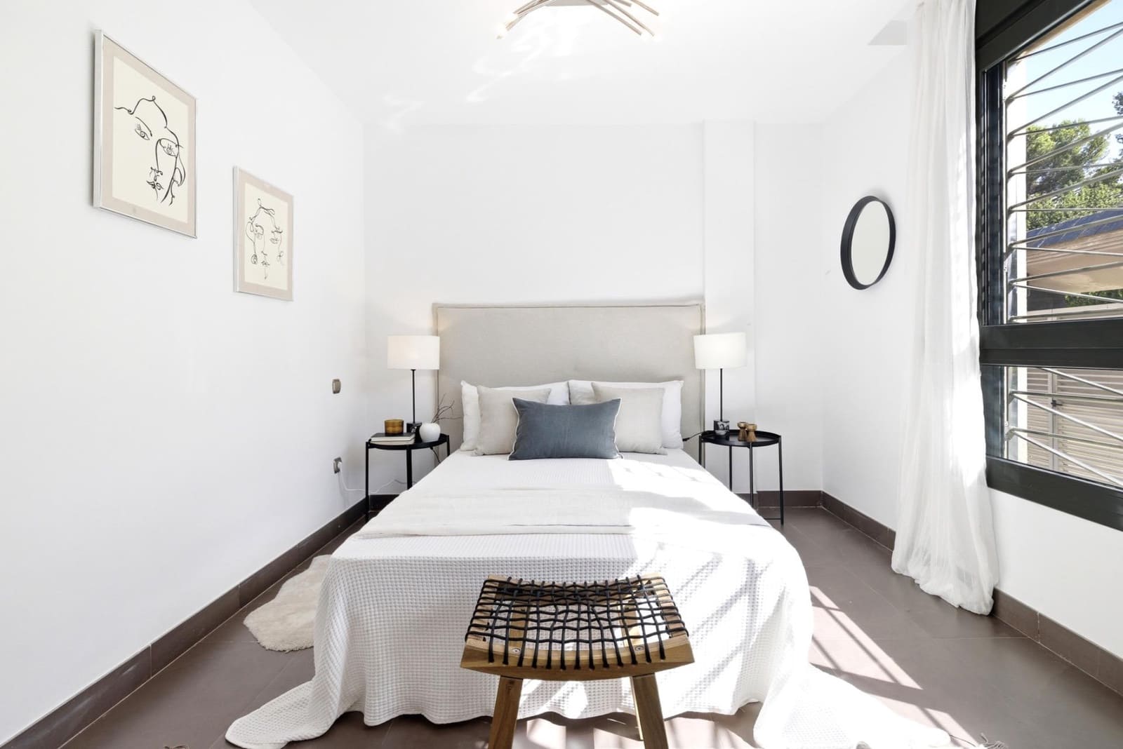 6 slaapkamer Villa te koop in Chiva met zwembad garage - € 600.000 (Ref: 9825070)