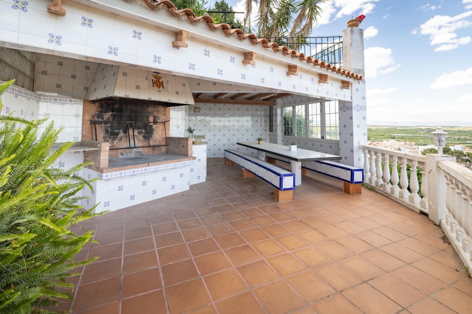 6 slaapkamer Villa te koop in Chiva met zwembad garage - € 600.000 (Ref: 9825070)