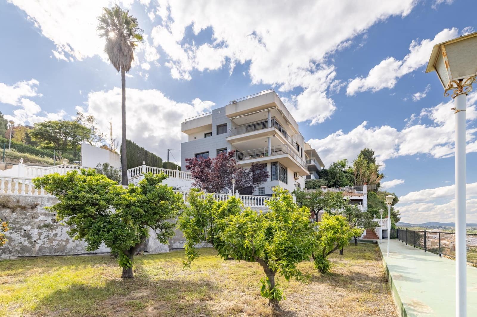 6 slaapkamer Villa te koop in Chiva met zwembad garage - € 600.000 (Ref: 9825070)