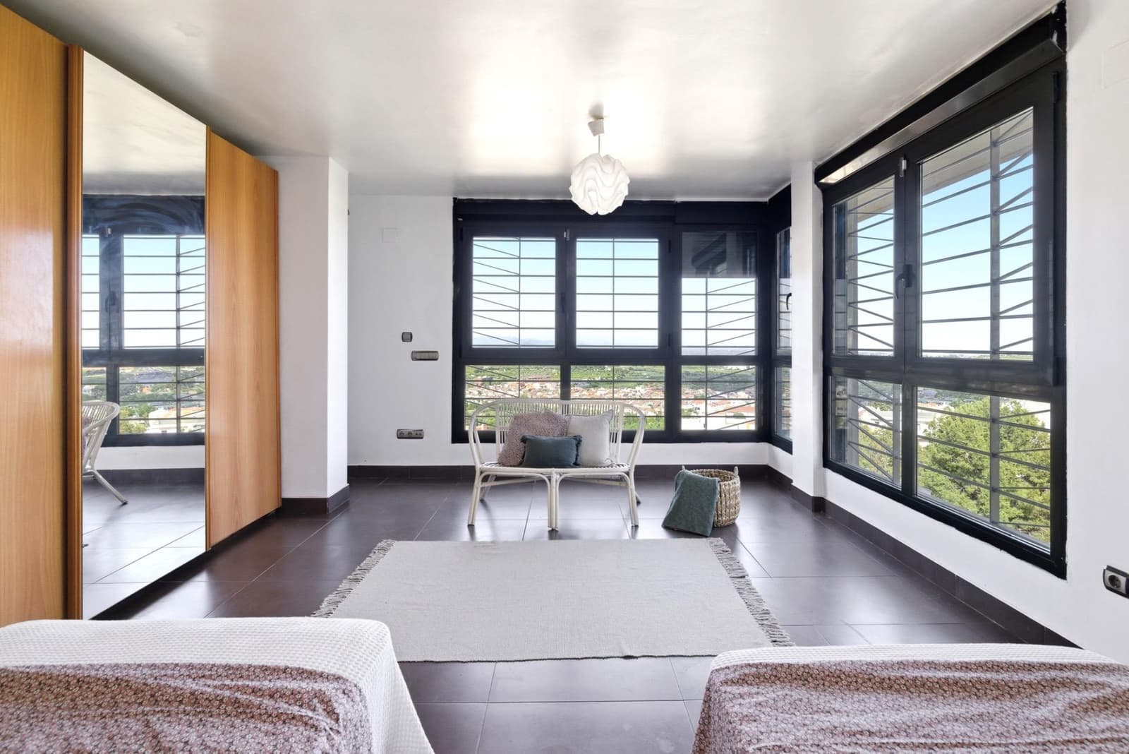 6 slaapkamer Villa te koop in Chiva met zwembad garage - € 600.000 (Ref: 9825070)