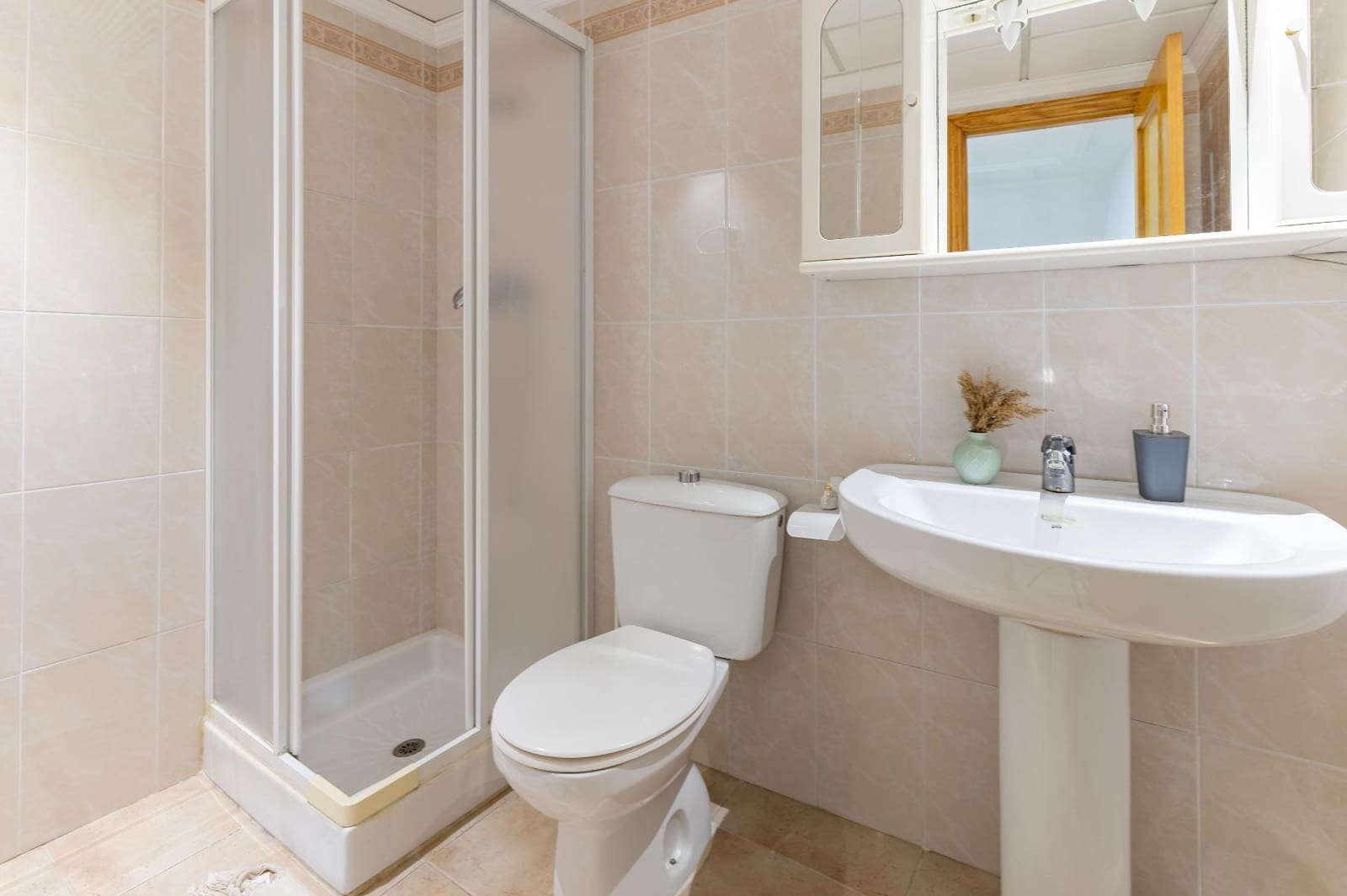 4 chambre Villa/Maison Mitoyenne à vendre à Xativa avec garage - 246 000 € (Ref: 9825073)