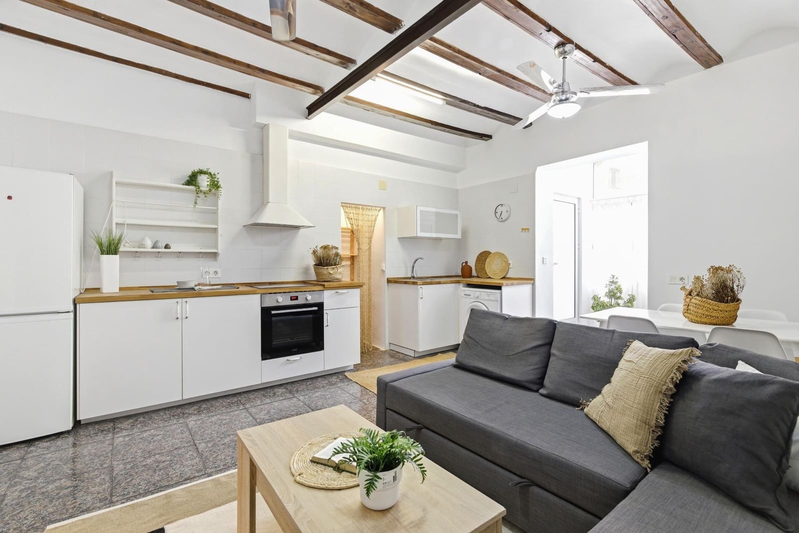 2 slaapkamer Flat te koop in Xativa - € 85.000 (Ref: 9825076)