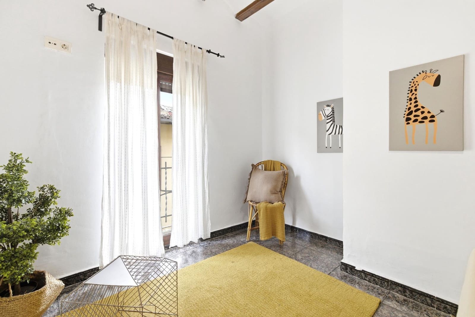 2 slaapkamer Flat te koop in Xativa - € 85.000 (Ref: 9825076)