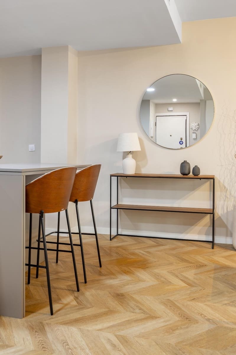 4 bedroom Flat for rent in Valencia city - € 2,500 (Ref: 9839625)
