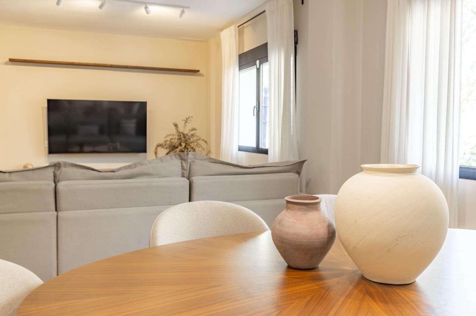 4 bedroom Flat for rent in Valencia city - € 2,500 (Ref: 9839625)