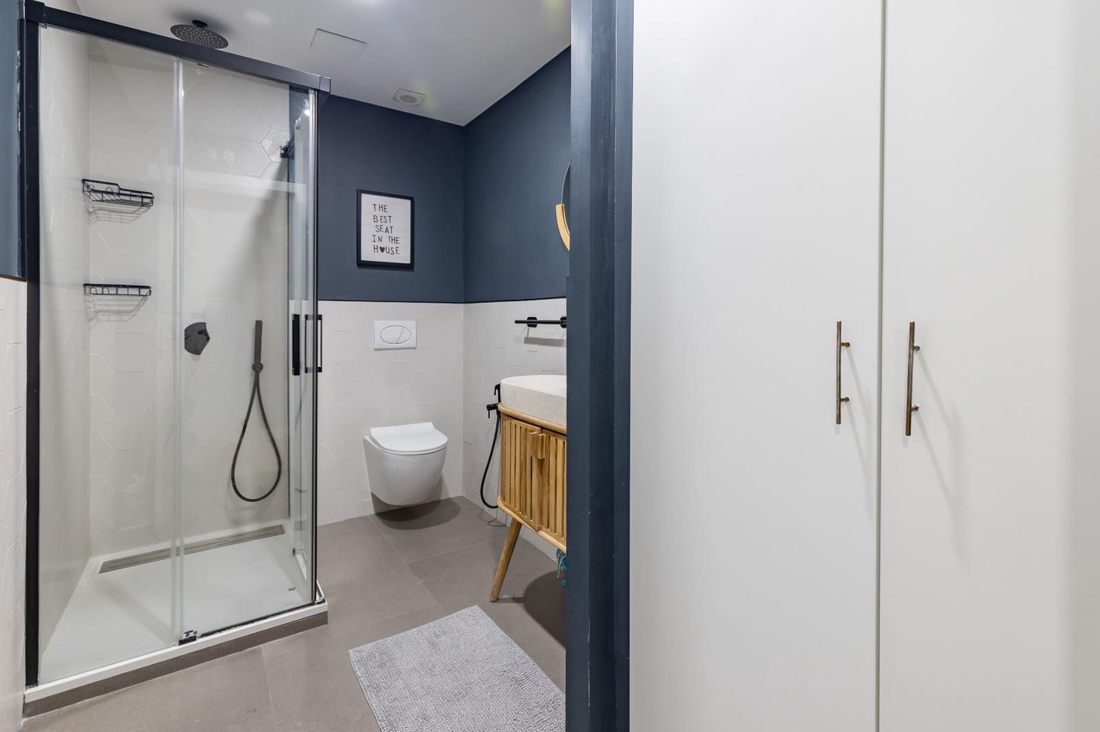 4 bedroom Flat for rent in Valencia city - € 2,500 (Ref: 9839625)