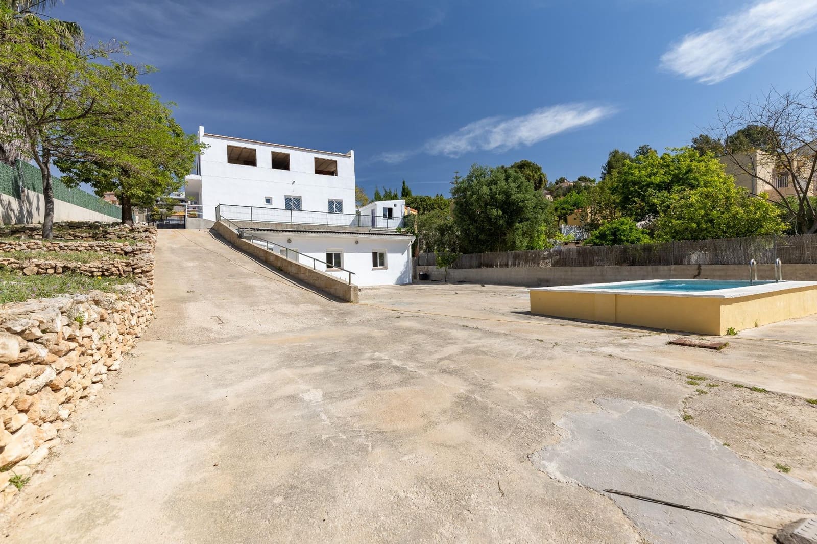 4 bedroom Villa for sale in Turis with pool garage - € 285,000 (Ref: 9839628)