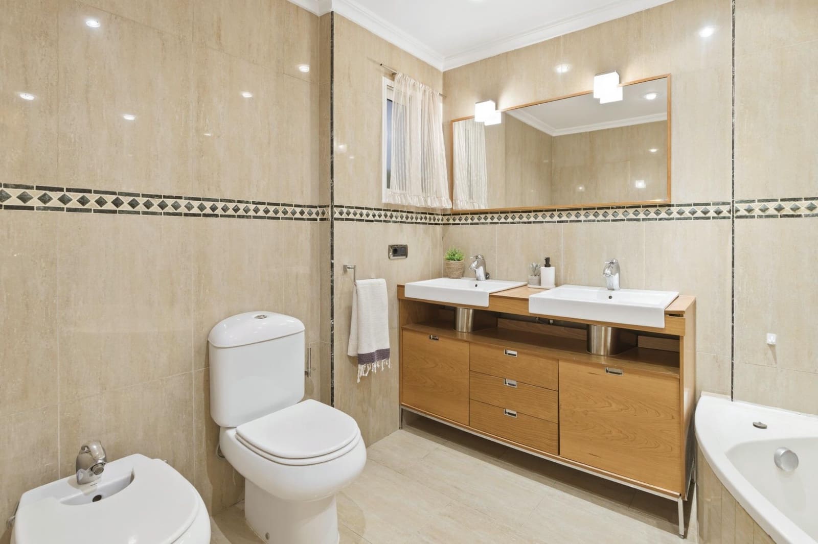 3 soverom Leilighet til salgs i Sagunto / Sagunt - € 240 000 (Ref: 9839629)