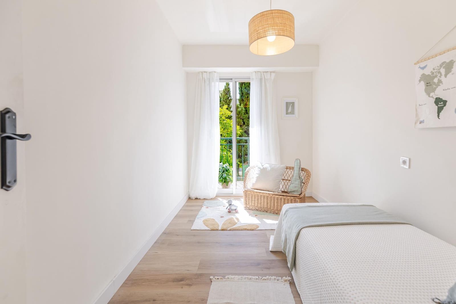 4 slaapkamer Flat te koop in Valencia stad - € 330.000 (Ref: 9839631)