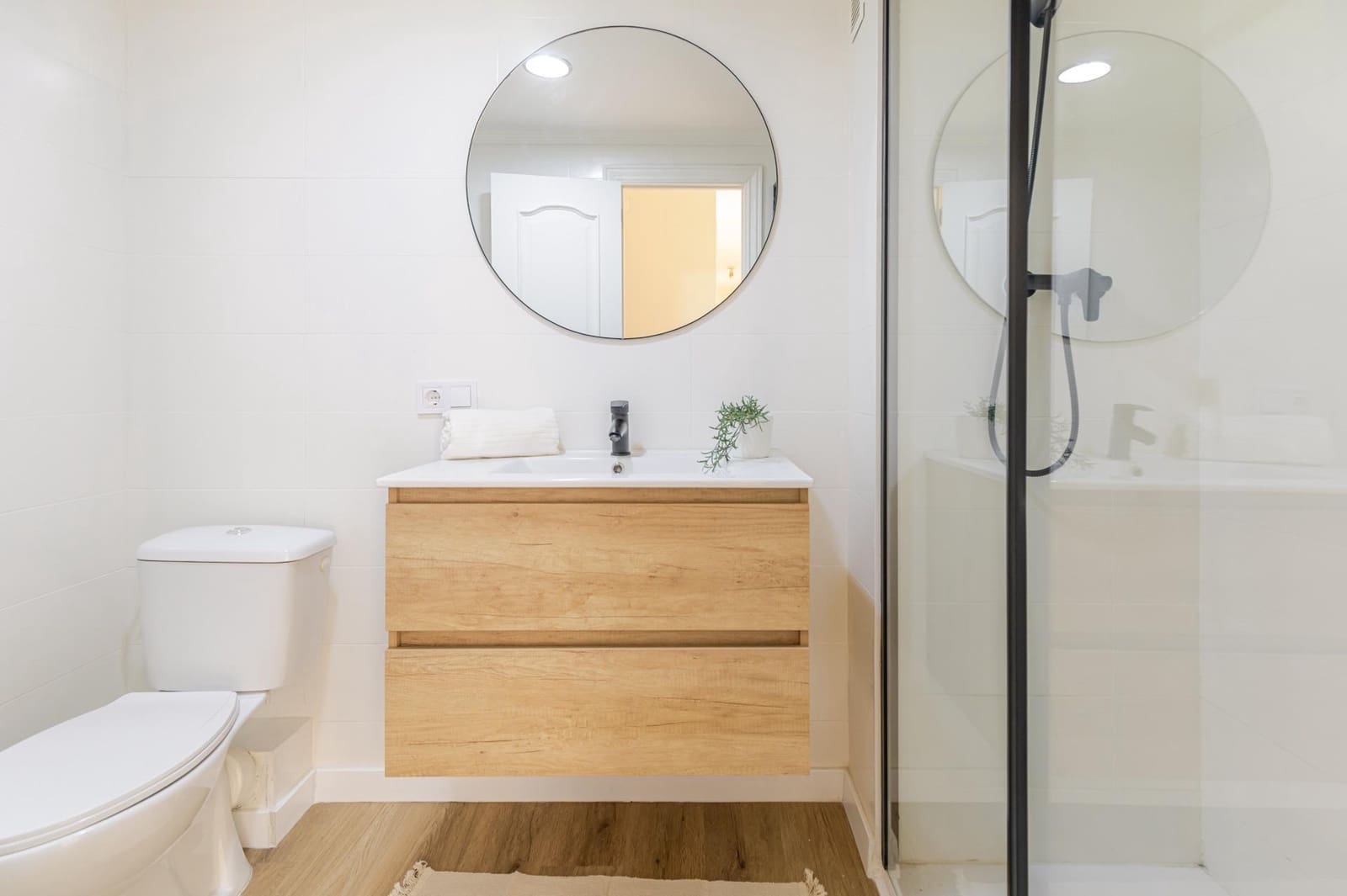 4 slaapkamer Flat te koop in Valencia stad - € 330.000 (Ref: 9839631)