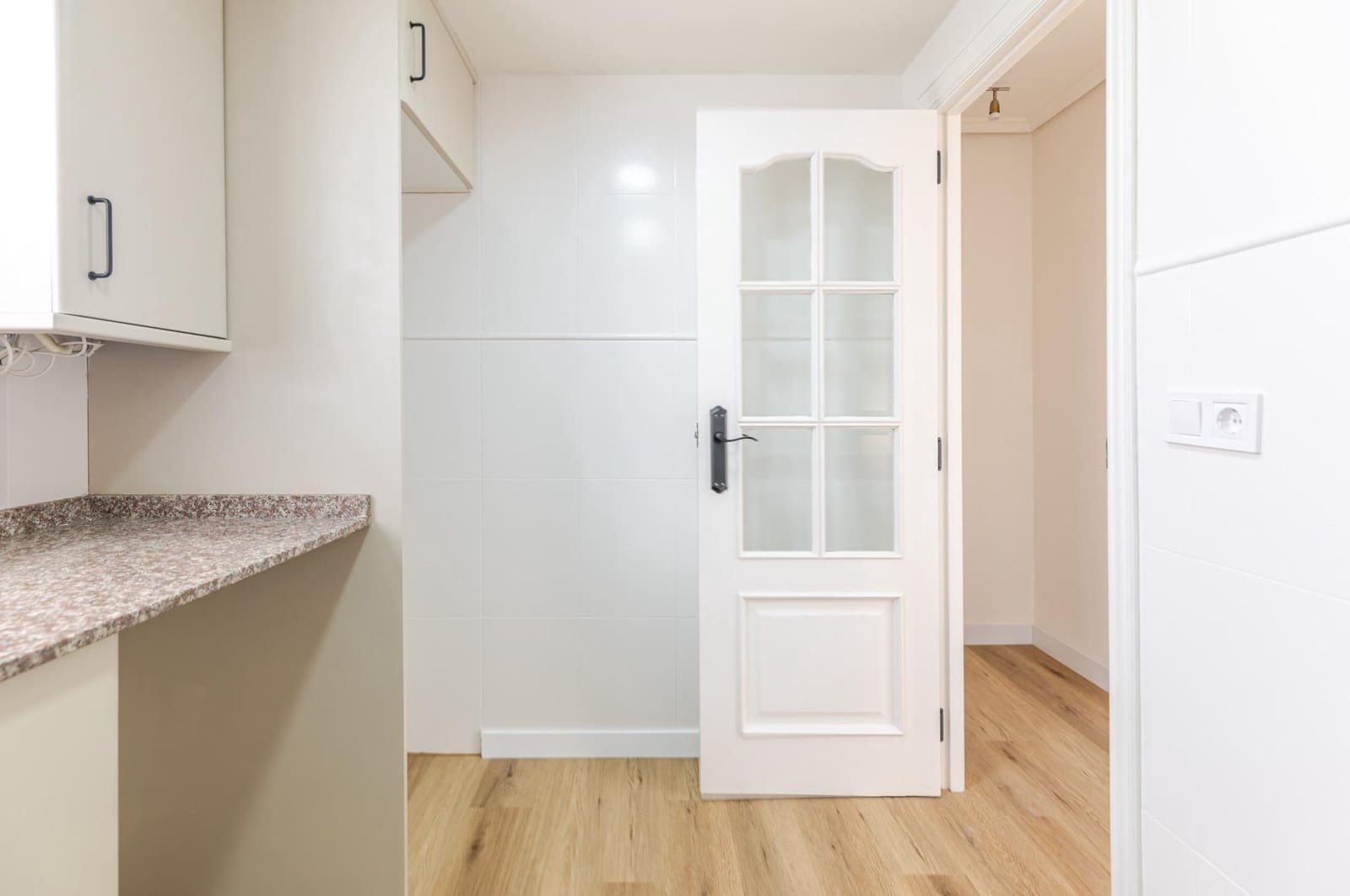 4 slaapkamer Flat te koop in Valencia stad - € 330.000 (Ref: 9839631)