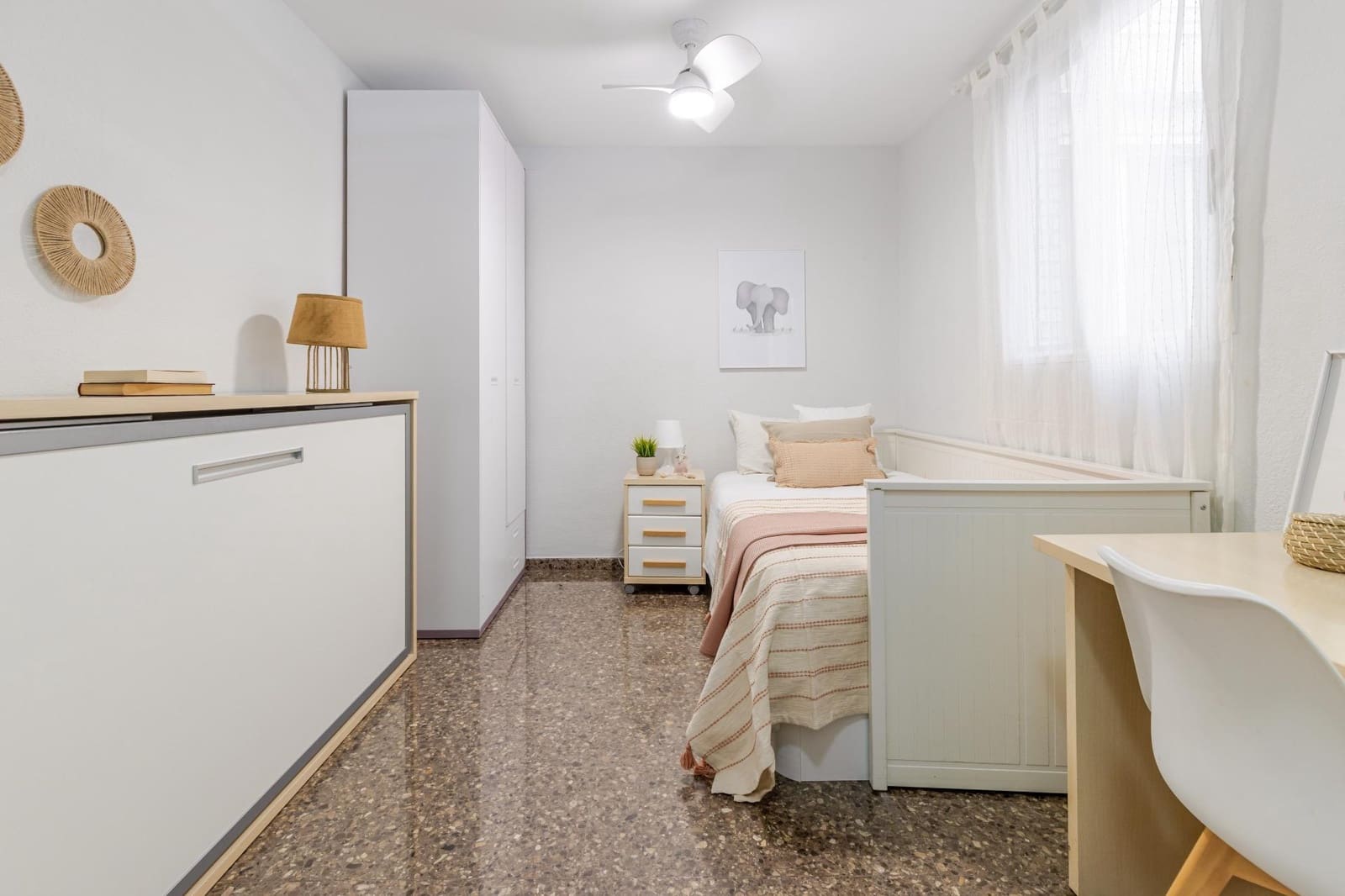 2 soveværelse Lejlighed til salg i Paterna - € 245.000 (Ref: 9855790)