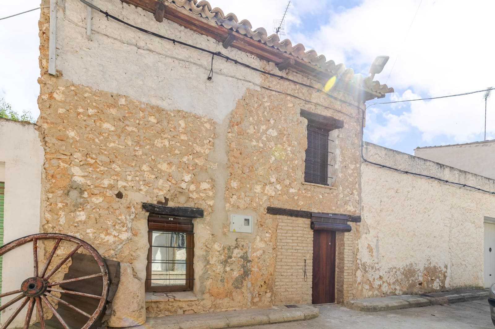 2 soveværelse Finca/Landehus til salg i Venta del Moro - € 140.000 (Ref: 9855791)