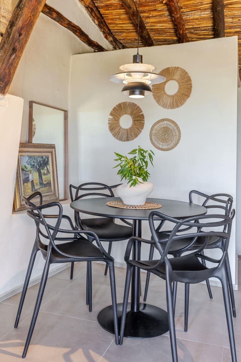 2 soveværelse Finca/Landehus til salg i Venta del Moro - € 140.000 (Ref: 9855791)