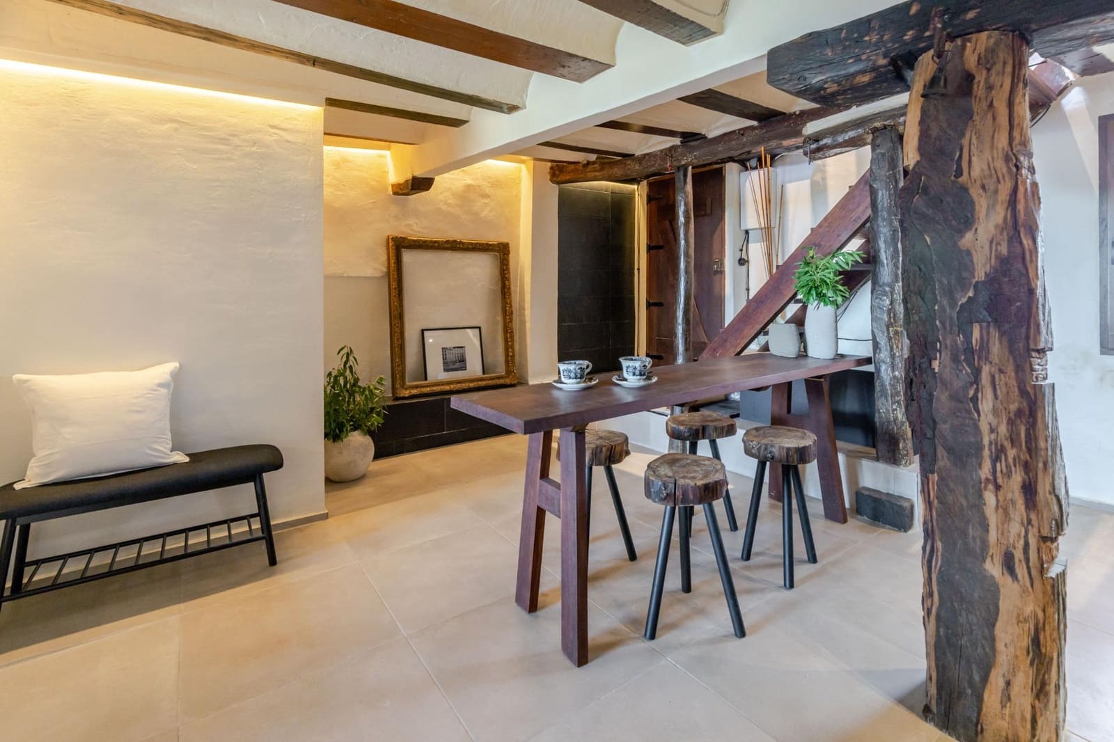 2 soveværelse Finca/Landehus til salg i Venta del Moro - € 140.000 (Ref: 9855791)