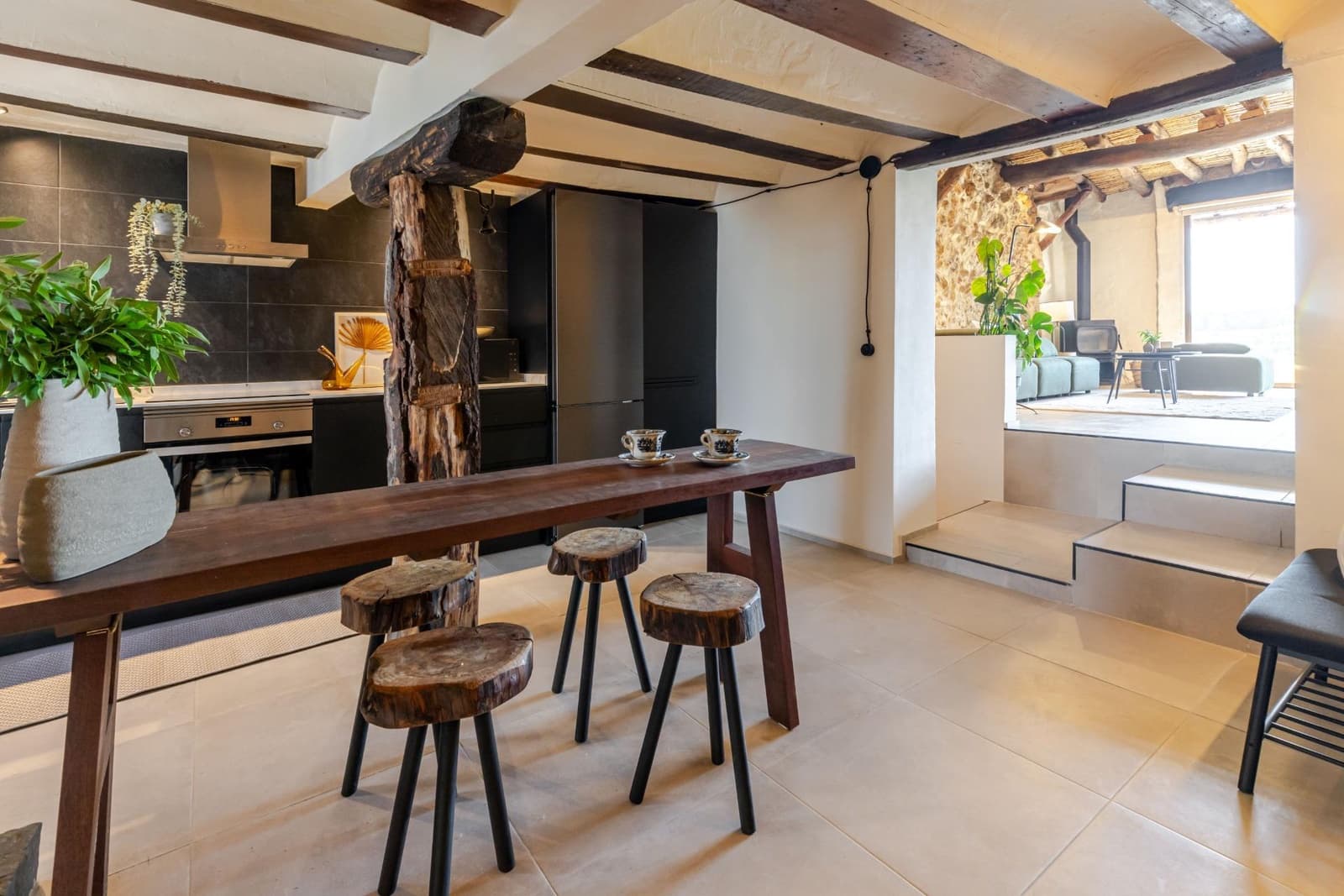 2 soveværelse Finca/Landehus til salg i Venta del Moro - € 140.000 (Ref: 9855791)