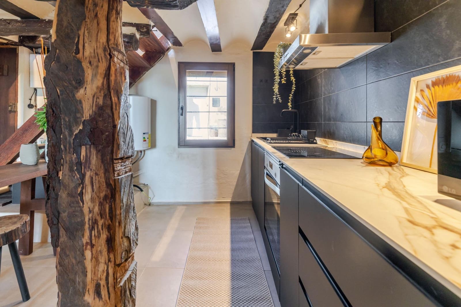 2 soveværelse Finca/Landehus til salg i Venta del Moro - € 140.000 (Ref: 9855791)
