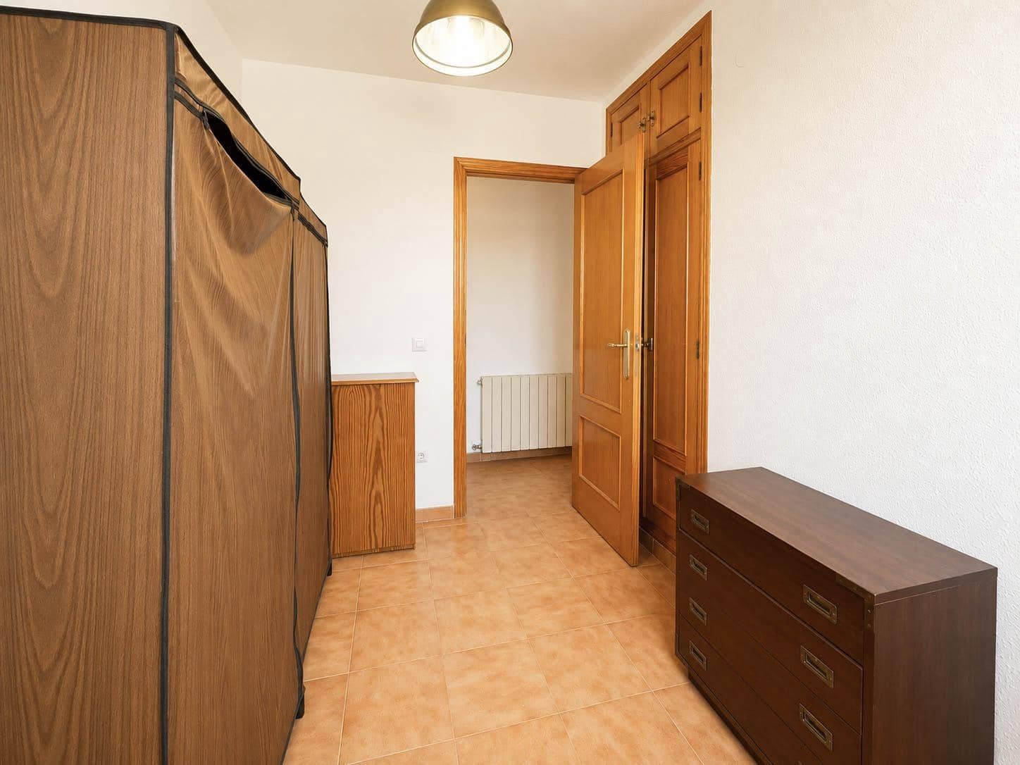 5 bedroom Terraced Villa for rent in Paterna with pool - € 1,300 (Ref: 9857685)