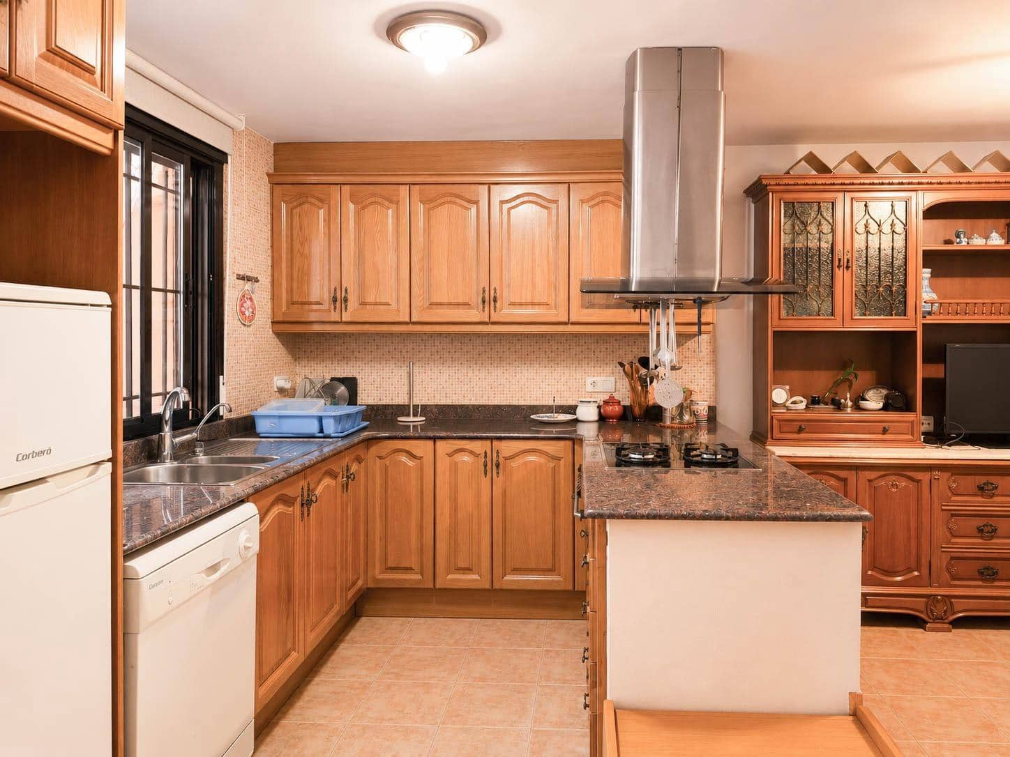 5 bedroom Terraced Villa for rent in Paterna with pool - € 1,300 (Ref: 9857685)