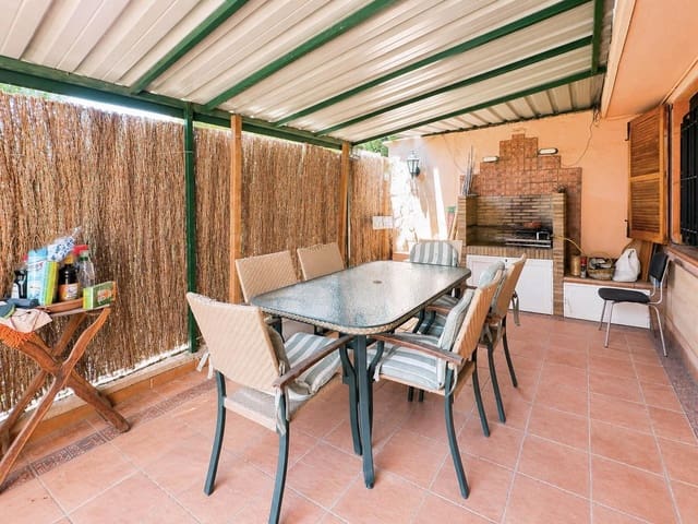 5 bedroom Terraced Villa for rent in Terramelar, Paterna with pool - € 1,300 (Ref: 9857685)
