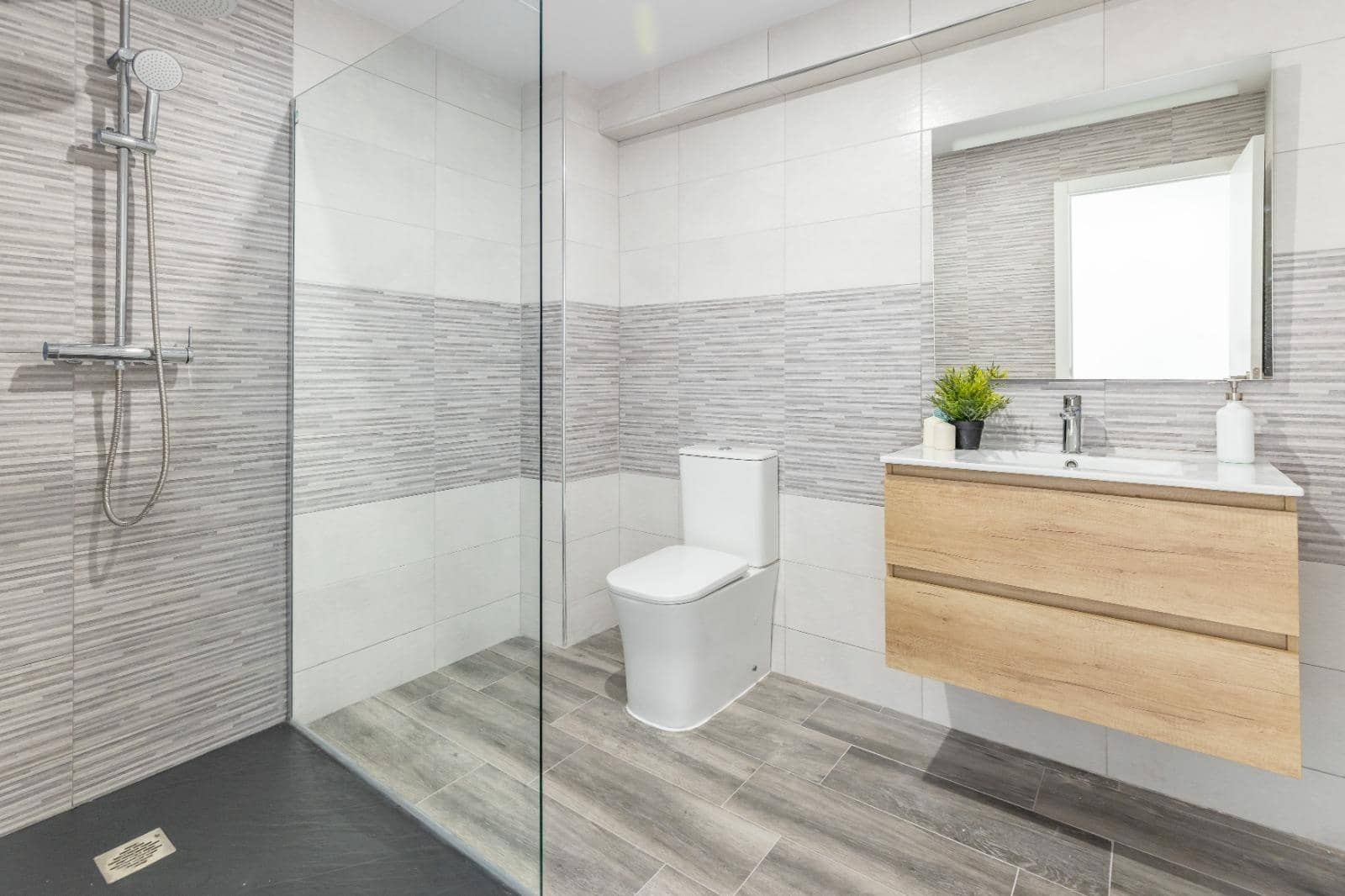 3 soveværelse Lejlighed til salg i Benifaio - € 180.000 (Ref: 9868905)