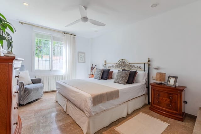 5 chambre Villa/Maison à vendre à L'Eliana avec garage - 1 075 000 € (Ref: 9868911)