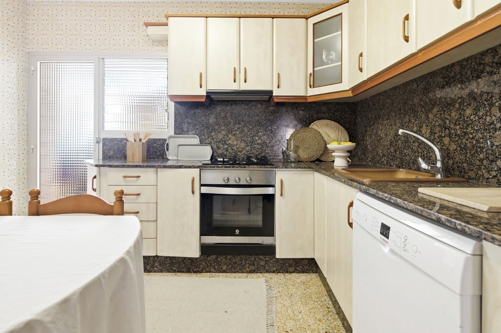 4 quarto Apartamento para venda em Mislata - 280 000 € (Ref: 9873721)