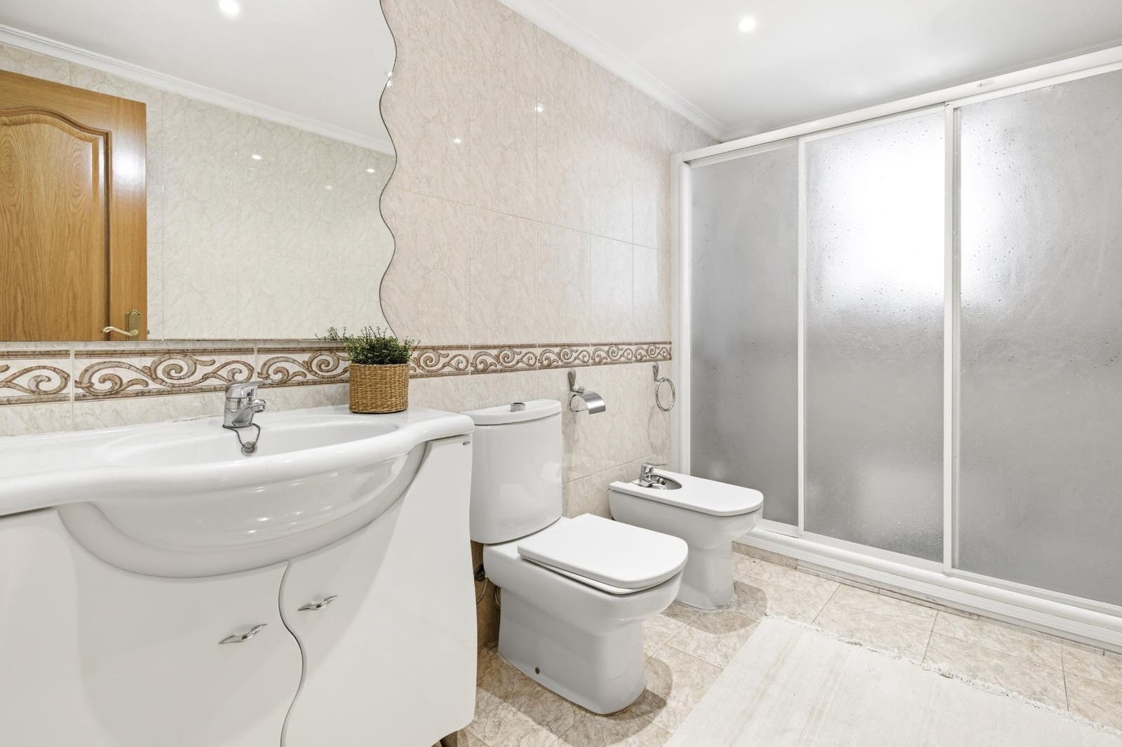 4 quarto Apartamento para venda em Mislata - 280 000 € (Ref: 9873721)