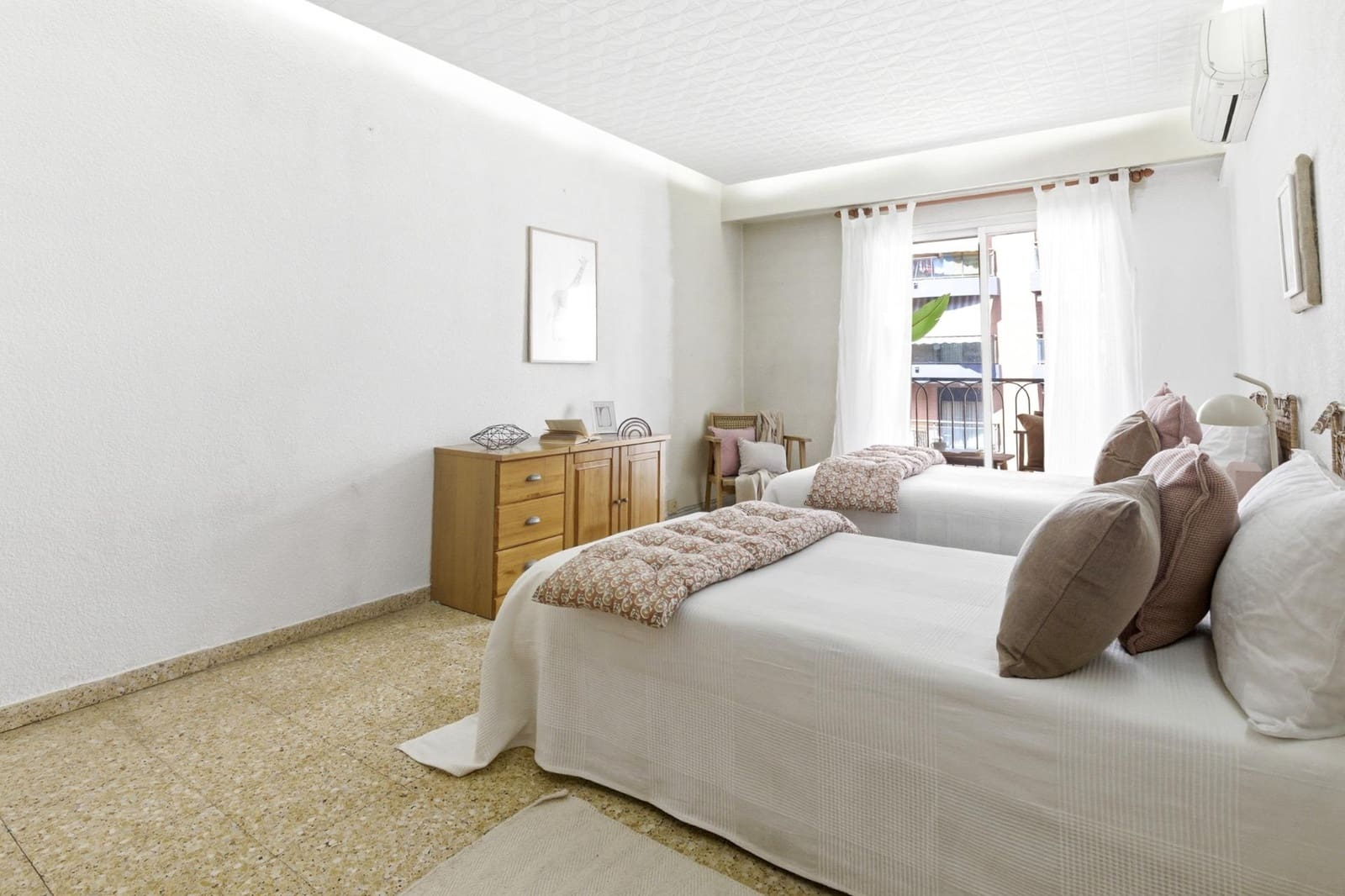 4 quarto Apartamento para venda em Mislata - 280 000 € (Ref: 9873721)