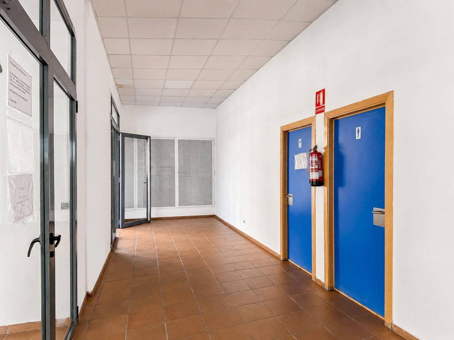 2 bedroom Flat for rent in Paterna with pool garage - € 1,350 (Ref: 9873722)