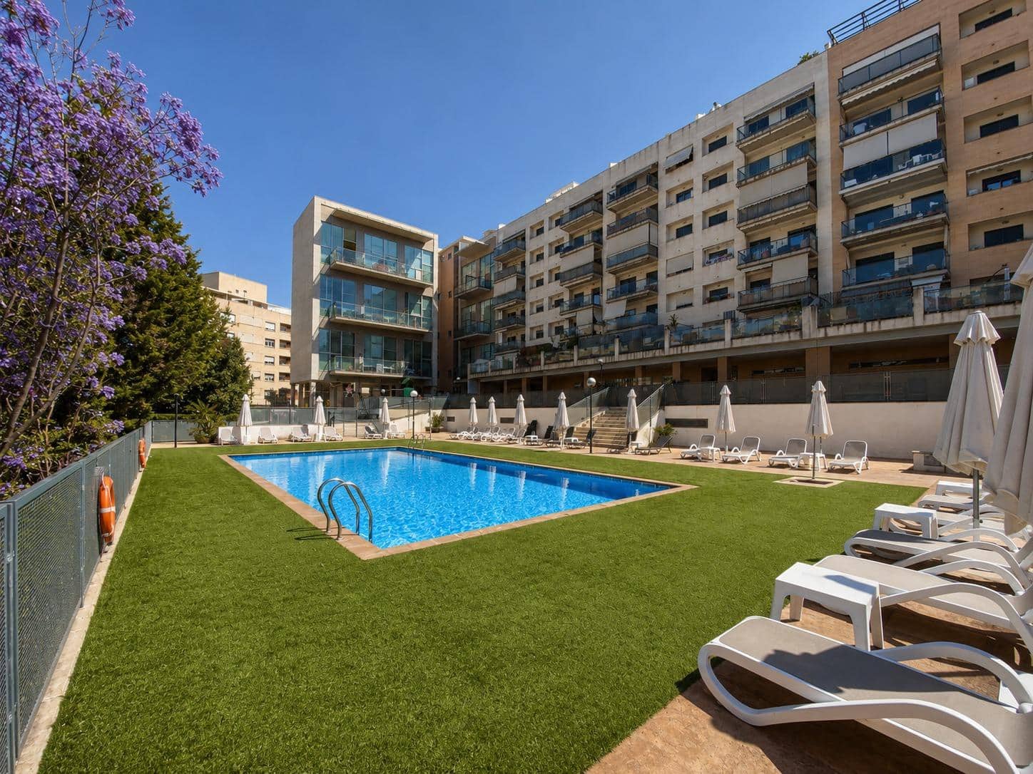 2 bedroom Flat for rent in Paterna with pool garage - € 1,350 (Ref: 9873722)