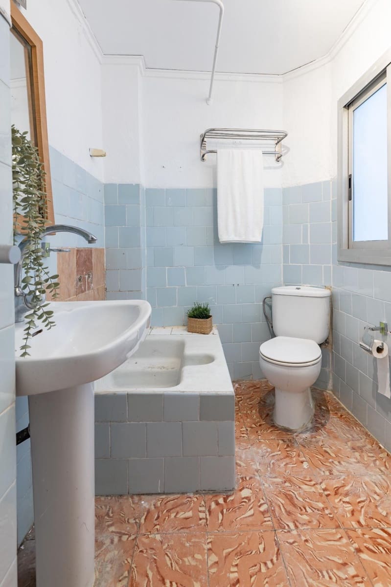 Piso de 4 habitaciones en Gandia en venta - 140.000 € (Ref: 9885076)