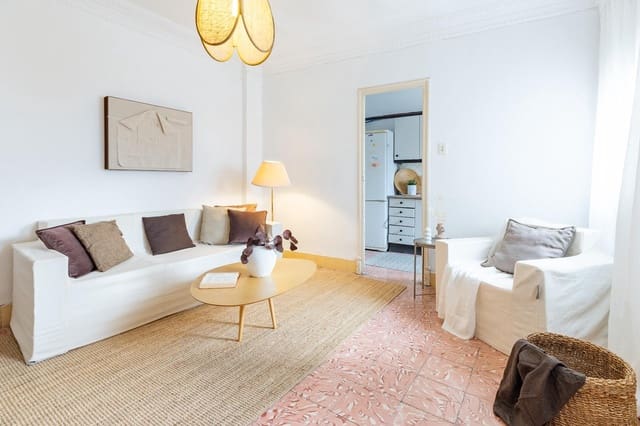 Piso de 4 habitaciones en Gandia en venta - 140.000 € (Ref: 9885076)