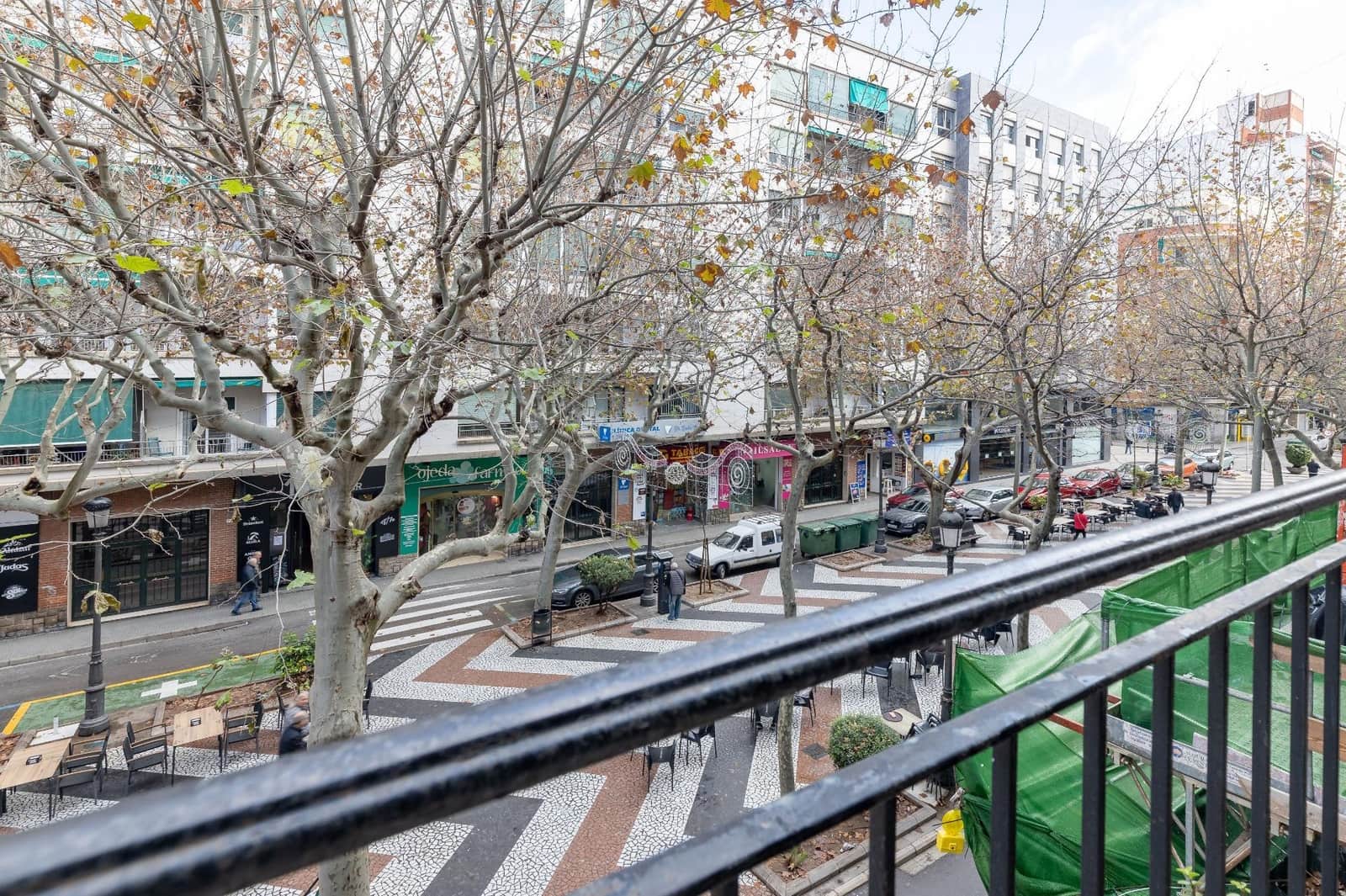 Piso de 4 habitaciones en Gandia en venta - 140.000 € (Ref: 9885076)