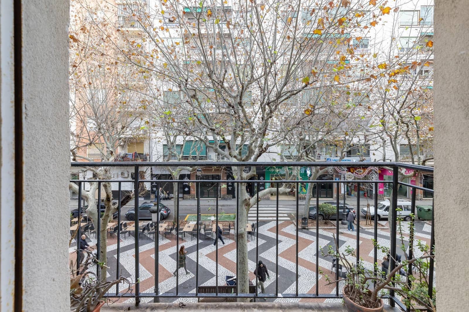Piso de 4 habitaciones en Gandia en venta - 140.000 € (Ref: 9885076)