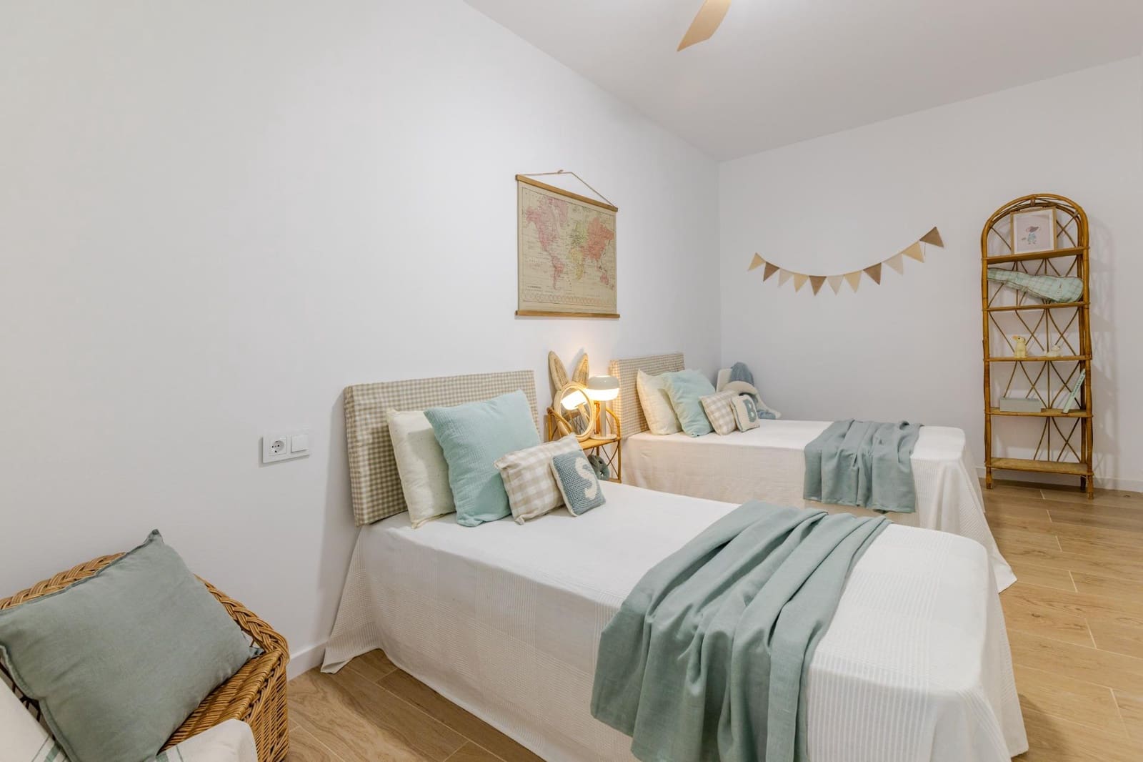 5 bedroom Apartment for sale in Bonrepos i Mirambell - € 199,000 (Ref: 9899104)